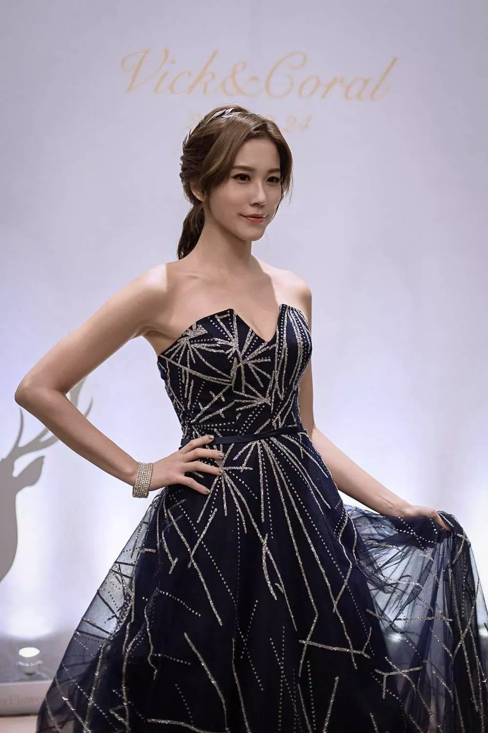 新娘秘書余小魚a-孕婦寫真照-桃園婚紗攝影照W21禮服出租婚紗包套桃園推薦婚紗店新娘秘書新秘新密閨蜜寫真照全家福照桃園韓國韓式婚紗桃園CP值高的婚紗桃園自助婚紗美式婚紗雜誌婚紗電影婚紗-25-新娘秘書作品-余小魚