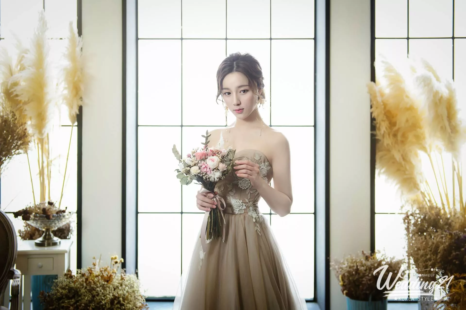 手工婚紗禮服出租婚紗攝影照-婚紗攝影照-桃園婚紗攝影照W21禮服出租婚紗包套桃園推薦婚紗店新娘秘書新秘新密閨蜜寫真照全家福照桃園韓國韓式婚紗桃園CP值高的婚紗桃園自助婚紗美式婚紗-手工禮服