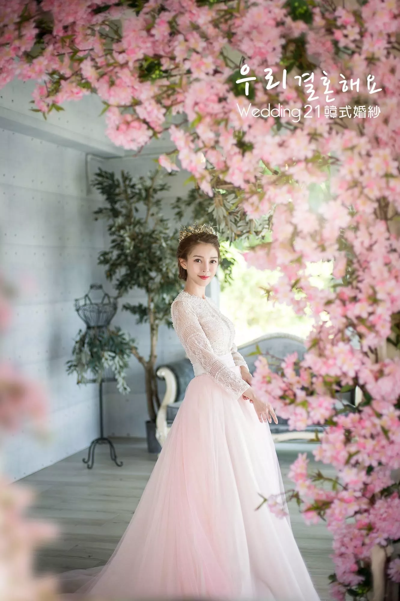 手工婚紗禮服出租婚紗攝影照-婚紗攝影照-桃園婚紗攝影照W21禮服出租婚紗包套桃園推薦婚紗店新娘秘書新秘新密閨蜜寫真照全家福照桃園韓國韓式婚紗桃園CP值高的婚紗桃園自助婚紗美式婚紗雜誌婚紗電影婚紗93-手工禮服