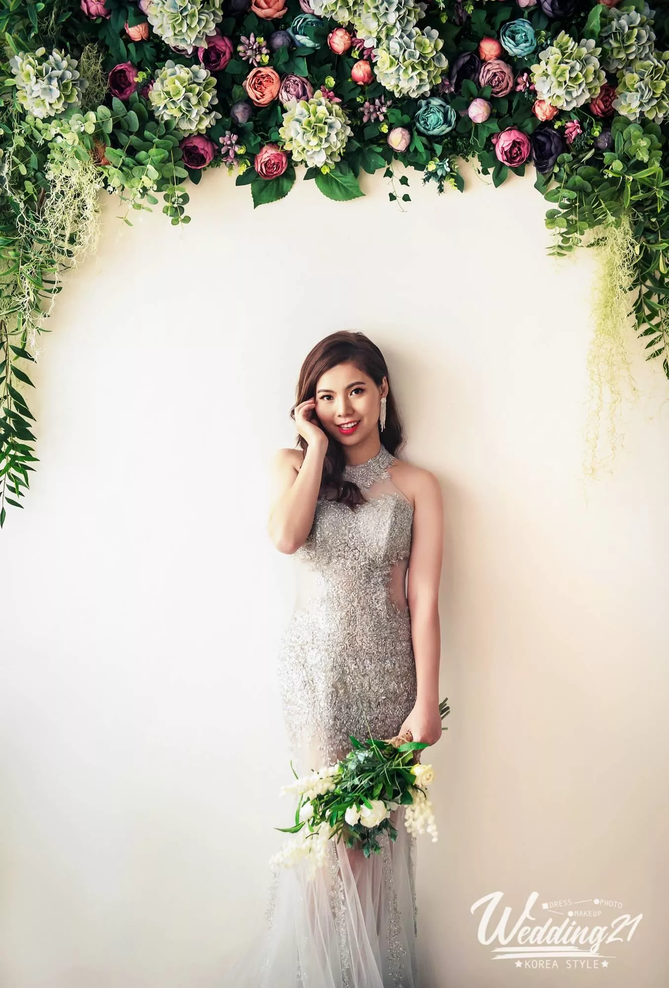青芳-婚紗攝影照手工婚紗禮服出租婚紗攝影照-婚紗攝影照-桃園婚紗攝影照W21禮服出租婚紗包套桃園推薦婚紗店新娘秘書新秘新密閨蜜寫真照全家福照桃園韓國韓式婚紗桃園CP值高的婚紗桃園自助婚紗美式婚紗雜誌婚紗電影婚紗17-芳-婚紗攝影照(5號攝影師)