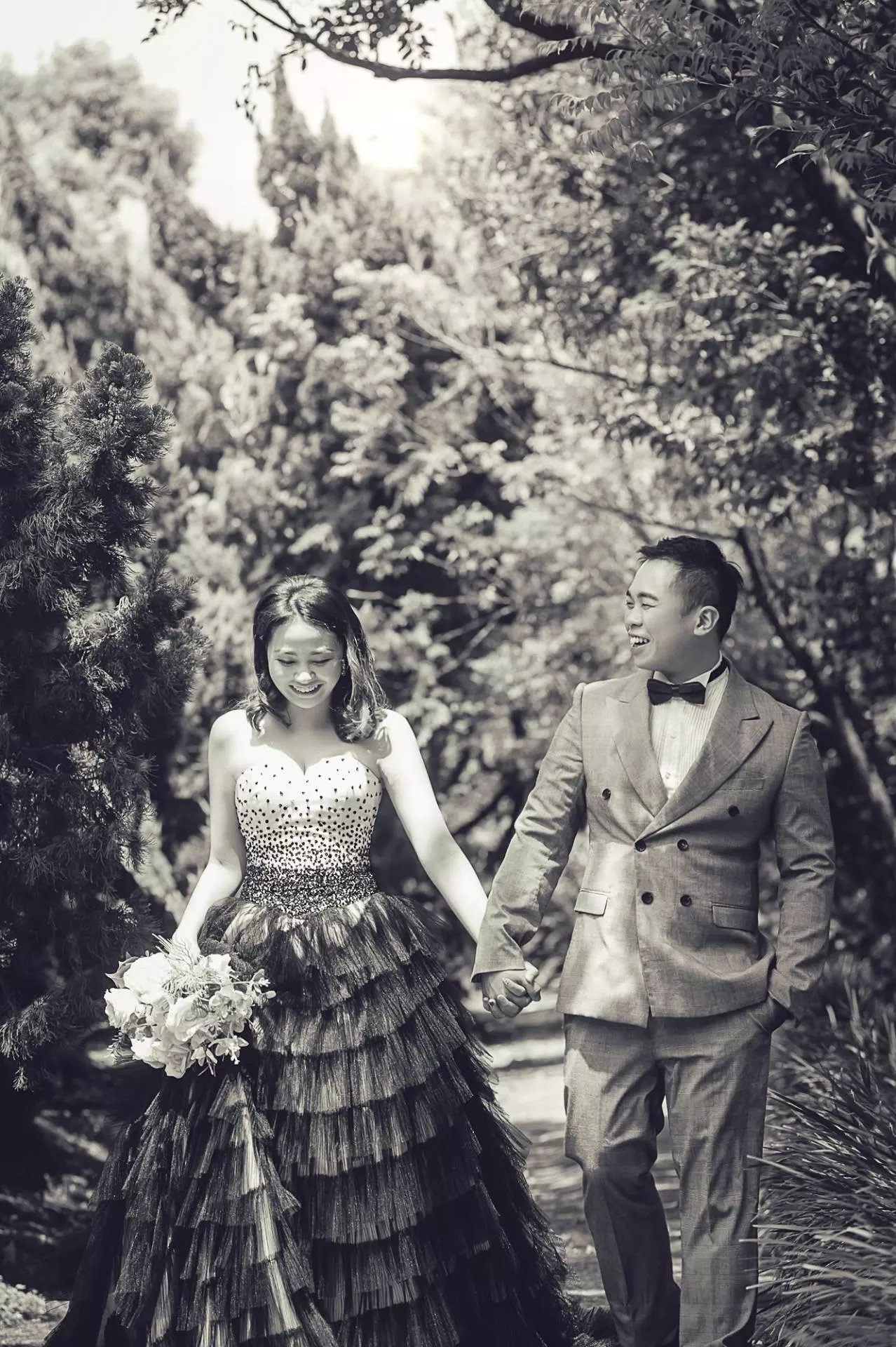 芳儀-婚紗攝影照-婚紗攝影照手工婚紗禮服出租婚紗攝影照-婚紗攝影照-桃園婚紗攝影照W21禮服出租婚紗包套桃園推薦婚紗店新娘秘書新秘新密閨蜜寫真照全家福照桃園韓國韓式婚紗桃園CP值高的婚紗桃園自助婚紗美式婚紗雜誌婚紗電影婚紗3-儀-婚紗攝影照(5號攝影師)