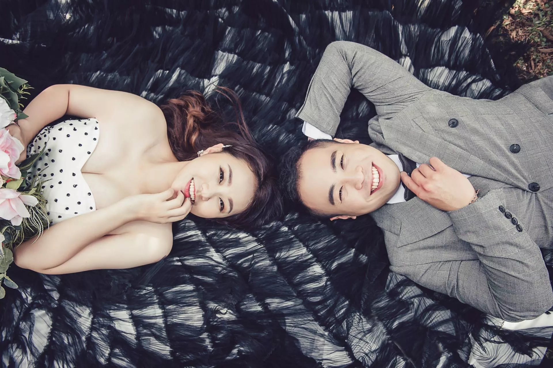 芳儀-婚紗攝影照-婚紗攝影照手工婚紗禮服出租婚紗攝影照-婚紗攝影照-桃園婚紗攝影照W21禮服出租婚紗包套桃園推薦婚紗店新娘秘書新秘新密閨蜜寫真照全家福照桃園韓國韓式婚紗桃園CP值高的婚紗桃園自助婚紗美式婚紗雜誌婚紗電影婚紗4-儀-婚紗攝影照(5號攝影師)