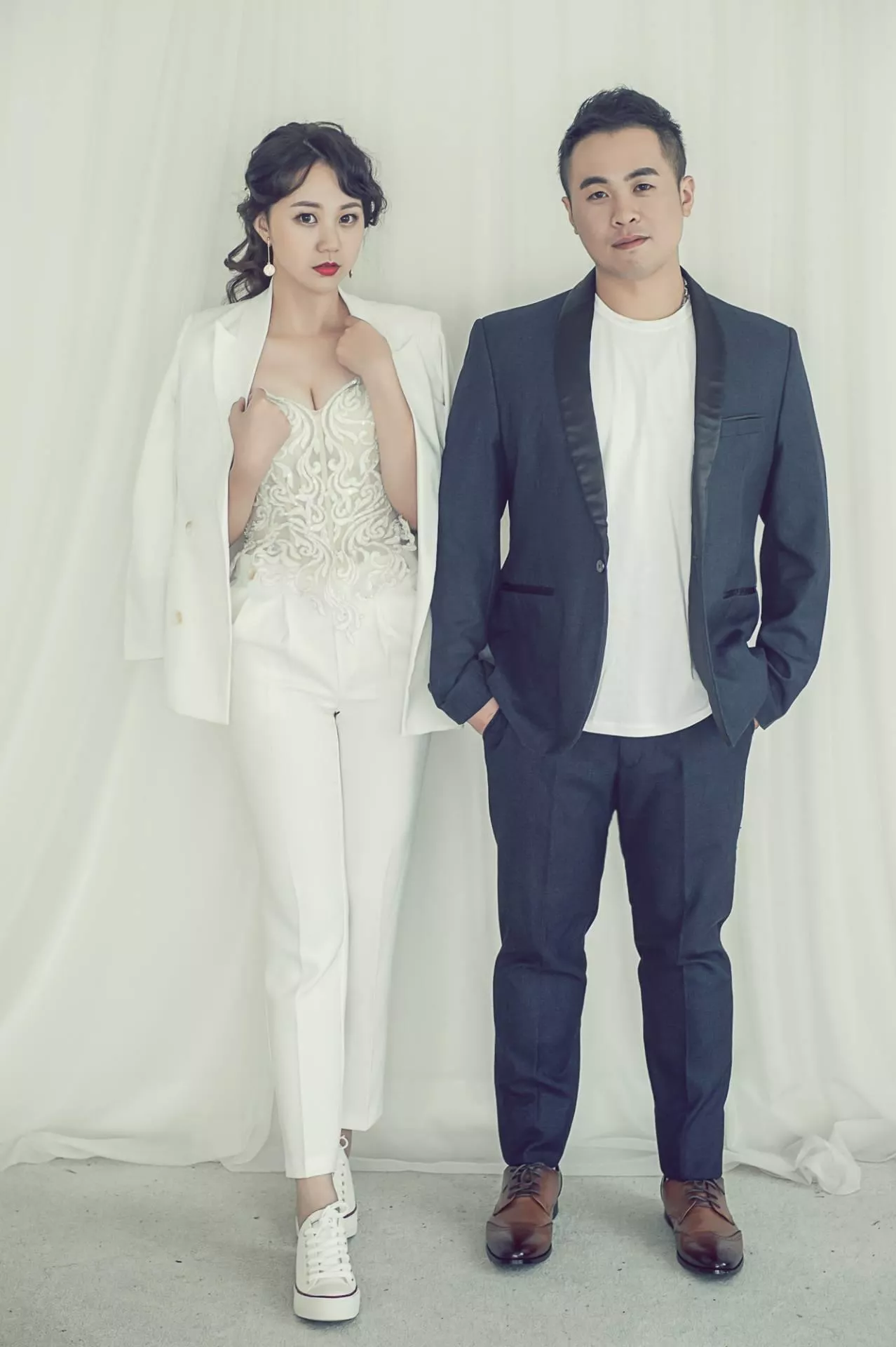 芳儀-婚紗攝影照-婚紗攝影照手工婚紗禮服出租婚紗攝影照-婚紗攝影照-桃園婚紗攝影照W21禮服出租婚紗包套桃園推薦婚紗店新娘秘書新秘新密閨蜜寫真照全家福照桃園韓國韓式婚紗桃園CP值高的婚紗桃園自助婚紗美式婚紗雜誌婚紗電影婚紗5-儀-婚紗攝影照(5號攝影師)