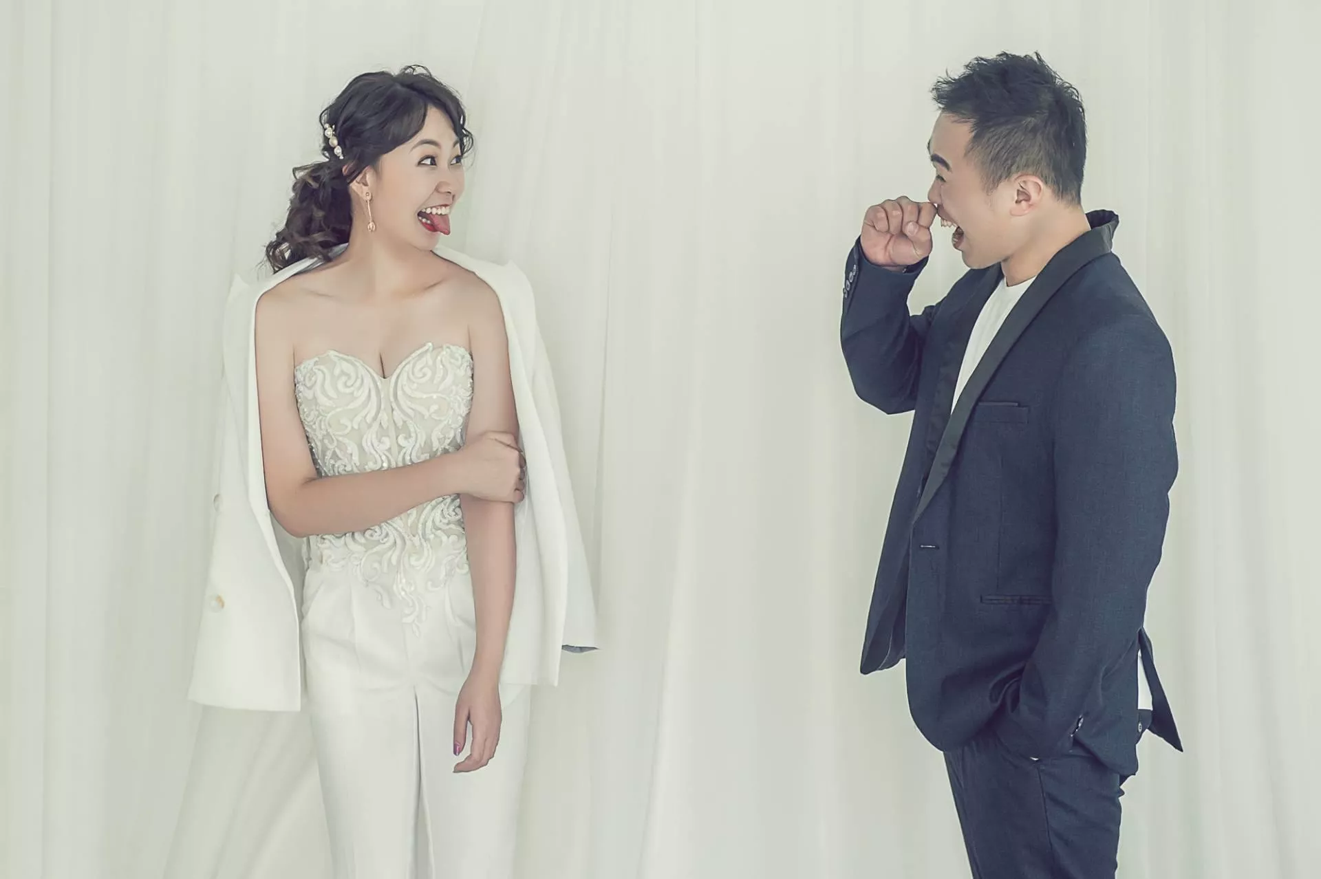 芳儀-婚紗攝影照-婚紗攝影照手工婚紗禮服出租婚紗攝影照-婚紗攝影照-桃園婚紗攝影照W21禮服出租婚紗包套桃園推薦婚紗店新娘秘書新秘新密閨蜜寫真照全家福照桃園韓國韓式婚紗桃園CP值高的婚紗桃園自助婚紗美式婚紗雜誌婚紗電影婚紗6-儀-婚紗攝影照(5號攝影師)