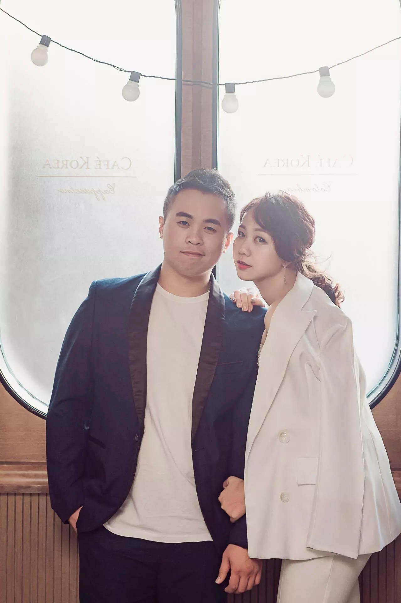 芳儀-婚紗攝影照-婚紗攝影照手工婚紗禮服出租婚紗攝影照-婚紗攝影照-桃園婚紗攝影照W21禮服出租婚紗包套桃園推薦婚紗店新娘秘書新秘新密閨蜜寫真照全家福照桃園韓國韓式婚紗桃園CP值高的婚紗桃園自助婚紗美式婚紗雜誌婚紗電影婚紗13-儀-婚紗攝影照(5號攝影師)