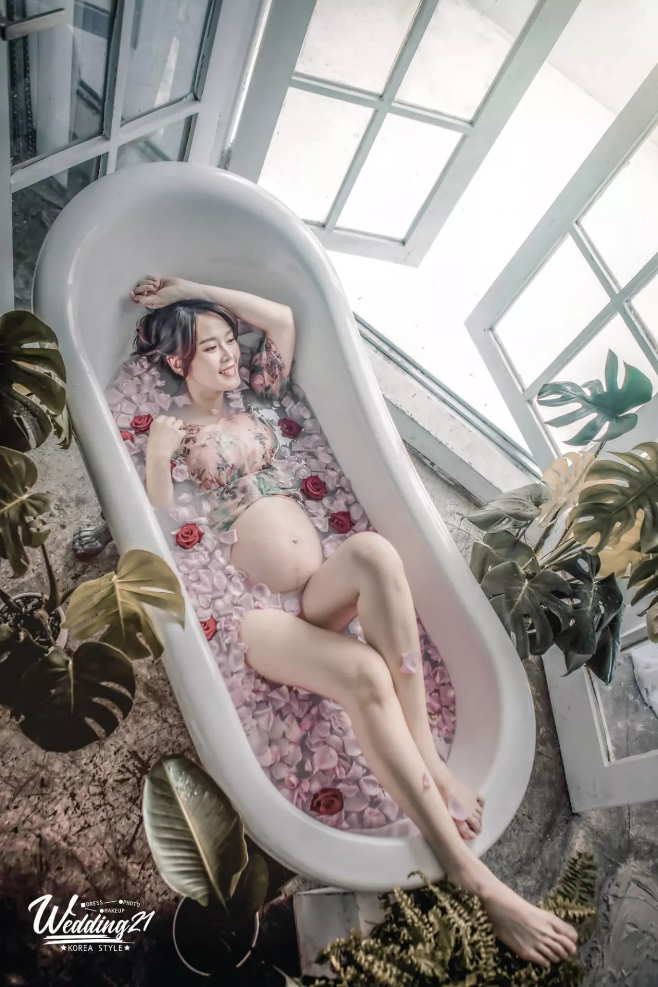 劉宜函-台視主播-孕婦照寫真-婚紗攝影照-婚紗攝影照手工婚紗禮服出租婚紗攝影照-婚紗攝影照-桃園婚紗攝影照W21禮服出租婚紗包套桃園推薦婚紗店新娘秘書新秘新密閨蜜寫真照全家福照桃園韓國韓式婚紗桃園CP值高的婚紗桃園自助婚紗美式婚紗雜誌婚紗電影婚紗9-劉宜函-台視主播-孕婦照寫真(6號攝影師)