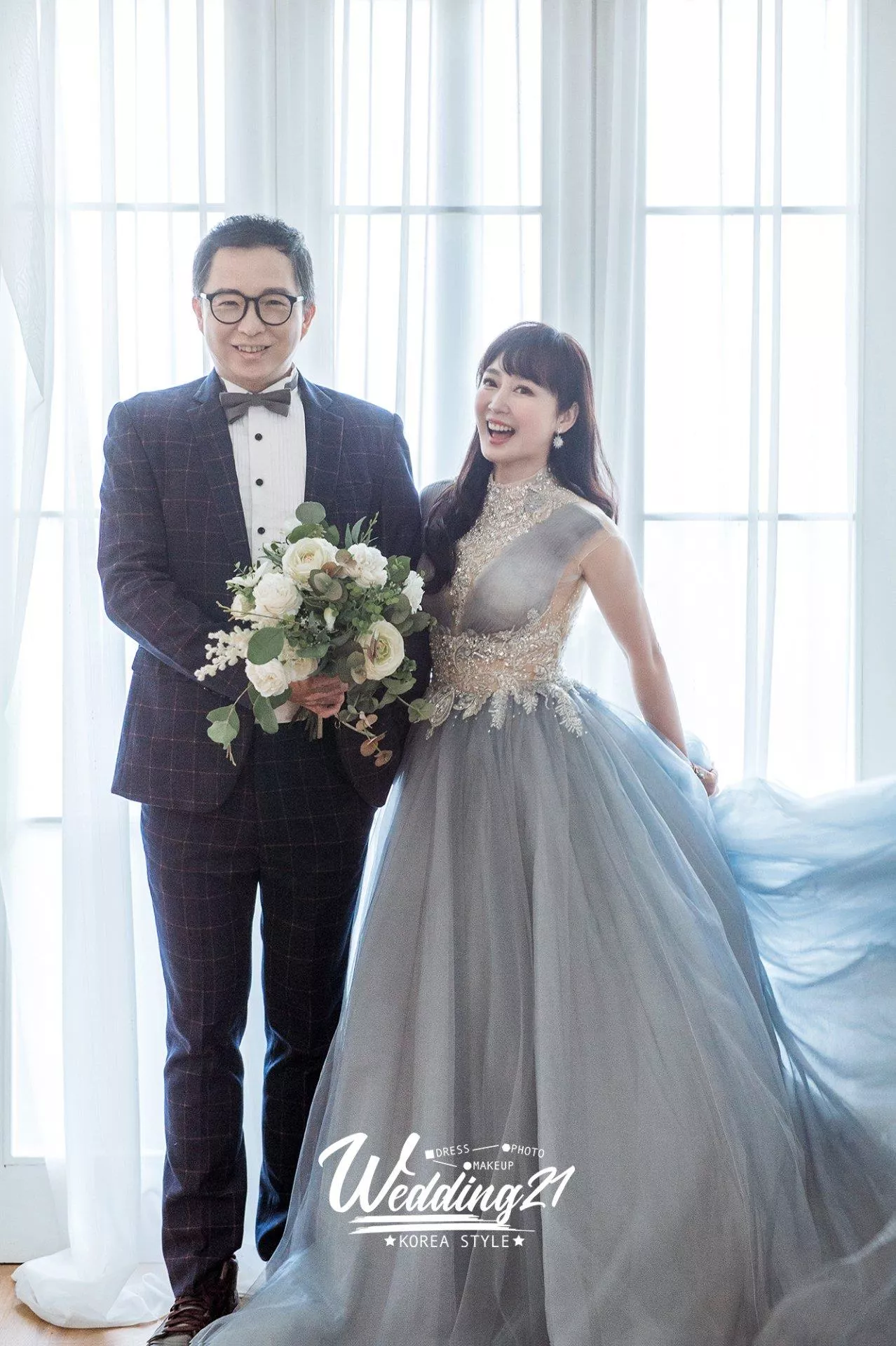 陳立芹鄧廣福幸福電台wedding21韓式婚紗-C-婚紗攝影照-婚紗攝影照手工婚紗禮服出租短髮新娘婚紗攝影照-婚紗攝影照-桃園婚紗攝影照W21禮服出租婚紗包套桃園推薦婚紗店新娘秘書新秘新密閨蜜寫真照全家福照桃園韓國韓式婚紗桃園CP值高的婚紗桃園自助婚紗美式婚紗雜誌婚紗電影婚紗8-陳立芹鄧廣福幸福電台-全家福照(5號攝影師)