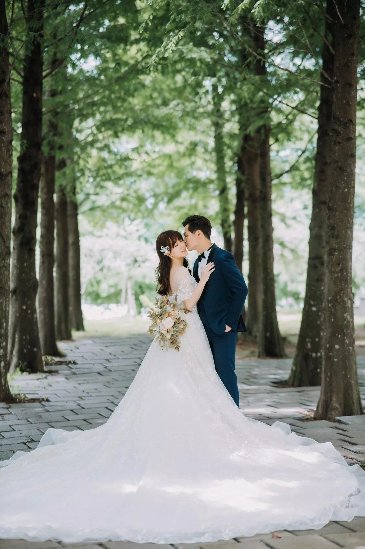 文宜--婚紗攝影照-婚紗攝影照手工婚紗禮服出租婚紗攝影照-婚紗攝影照-桃園婚紗攝影照W21禮服出租婚紗包套桃園推薦婚紗店新娘秘書新秘新密閨蜜寫真照全家福照桃園韓國韓式婚紗桃園CP值高的婚紗桃園自助婚紗美式婚紗雜誌婚紗電影婚紗基地愛麗絲1-文宜-婚紗攝影照(8號攝影師)