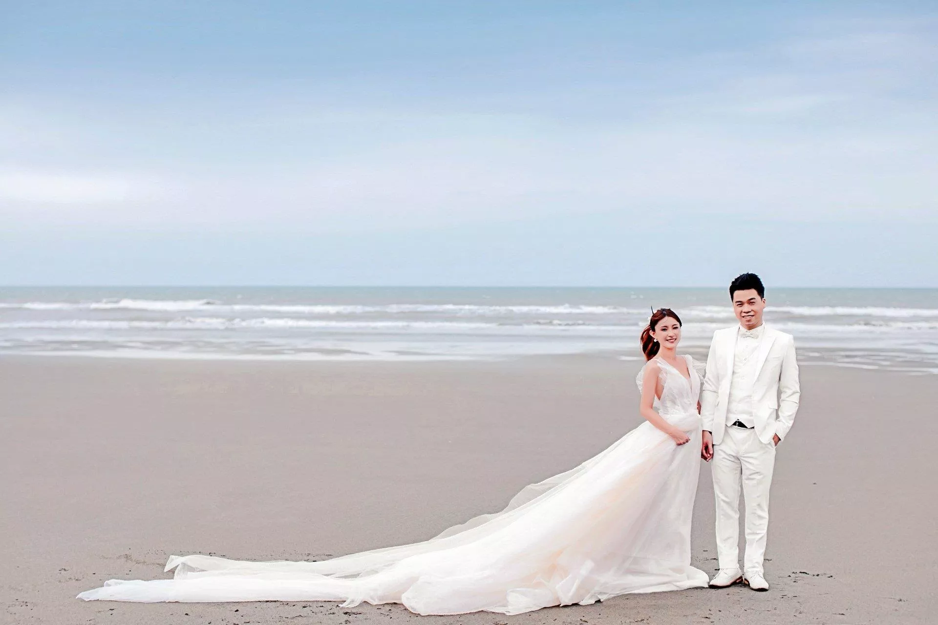 珞民＆思穎--婚紗攝影照-婚紗攝影照手工婚紗禮服出租婚紗攝影照-婚紗攝影照-桃園婚紗攝影照W21禮服出租婚紗包套桃園推薦婚紗店新娘秘書新秘新密閨蜜寫真照全家福照桃園韓國韓式婚紗桃園CP值高的婚紗桃園自助婚紗美式婚紗雜誌婚紗電影婚紗18-穎-婚紗攝影照(6號攝影師)