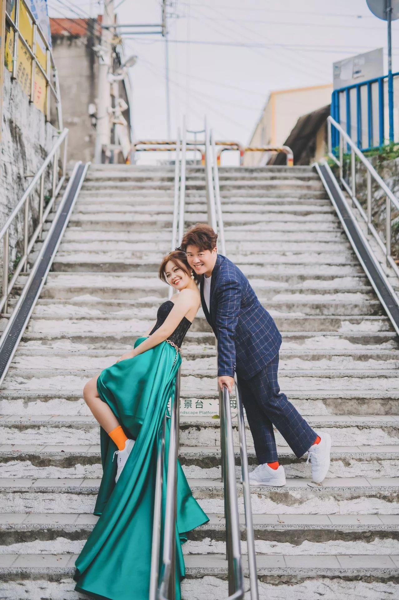 丁平＆秀紋-婚紗攝影照-婚紗攝影照手工婚紗禮服出租婚紗攝影照-婚紗攝影照-桃園婚紗攝影照W21禮服出租婚紗包套桃園推薦婚紗店新娘秘書新秘新密閨蜜寫真照全家福照桃園韓國韓式婚紗桃園CP值高的婚紗桃園自助婚紗美式婚紗雜誌婚紗電影婚紗15-紋-婚紗攝影照(8號攝影師)