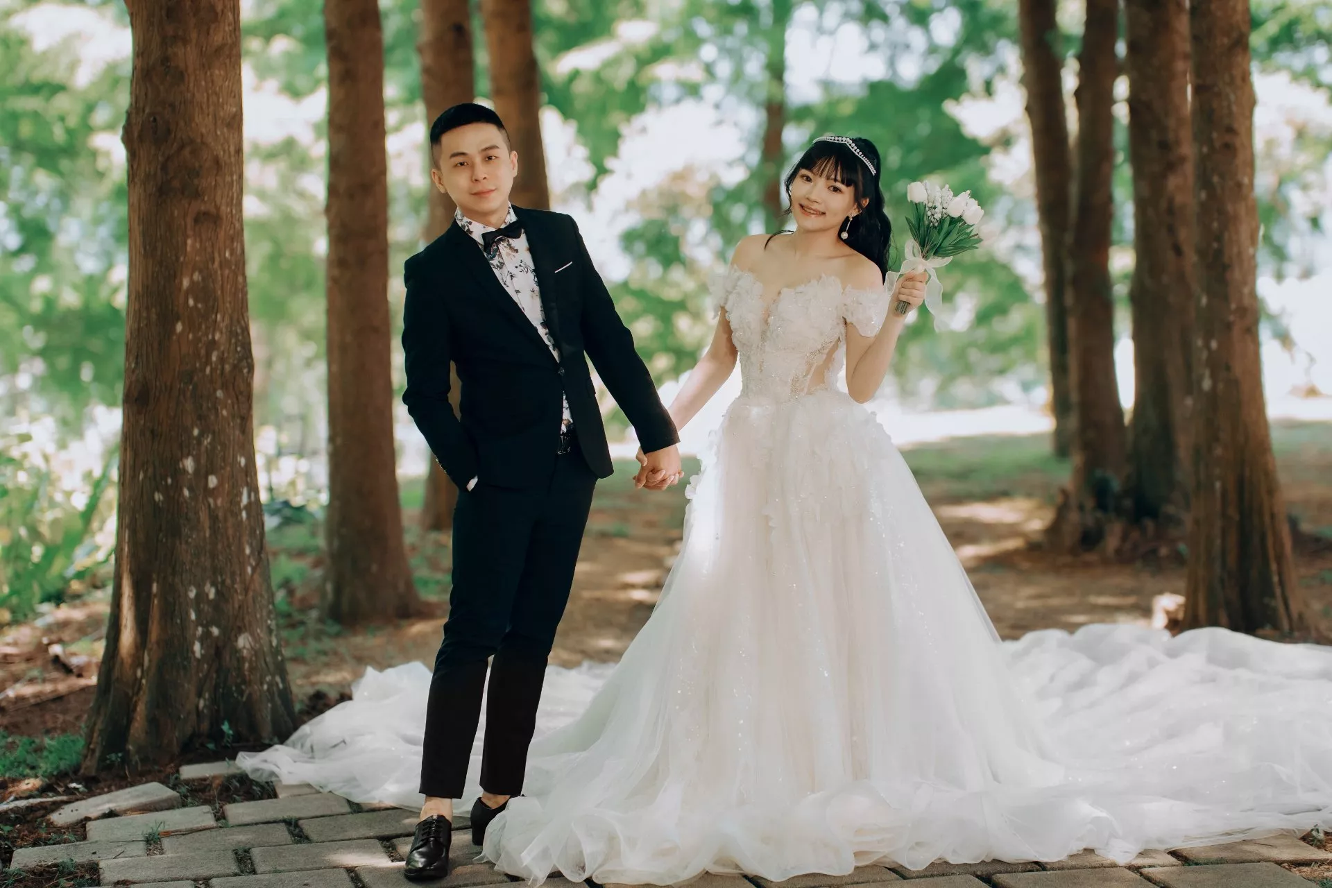 薇如婚紗攝影照-桃園婚紗攝影照W21禮服出租婚紗包套桃園推薦婚紗店新娘秘書新秘新密閨蜜寫真照全家福照桃園韓國韓式婚紗桃園CP值高的婚紗桃園自助婚紗美式婚紗雜誌婚紗1-薇如-婚紗攝影照(8號攝影師)