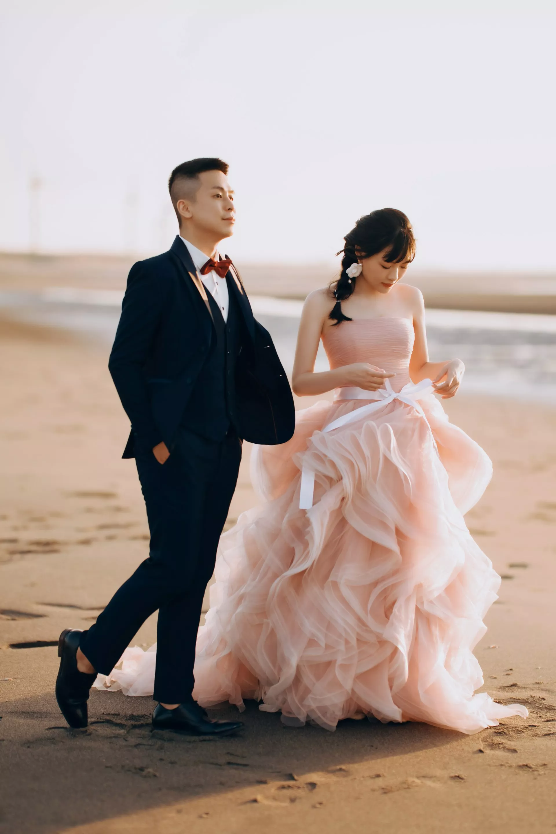 婚紗攝影照-桃園婚紗攝影照W21禮服出租婚紗包套桃園推薦婚紗店新娘秘書新秘新密閨蜜寫真照全家福照桃園韓國韓式婚紗桃園CP值高的婚紗桃園自助婚紗美式婚紗雜誌婚紗