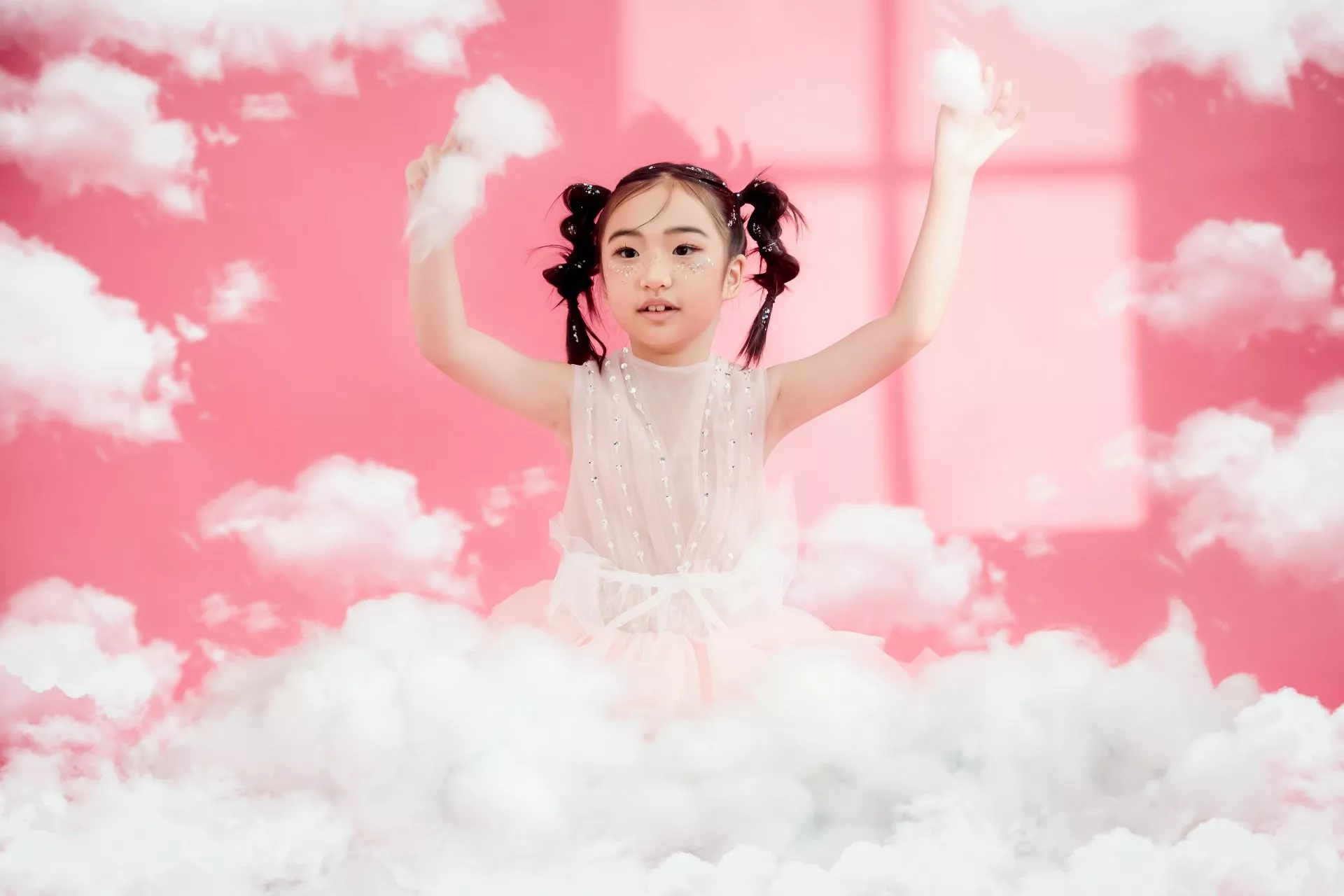兒童寫真-婚紗攝影照-桃園婚紗攝影照W21禮服出租婚紗包套桃園推薦婚紗店新娘秘書新秘新密閨蜜寫真照全家福照桃園韓國韓式婚紗桃園CP值高的婚紗桃園自助婚紗美式婚紗雜誌婚紗1117-Mi-兒童寫真