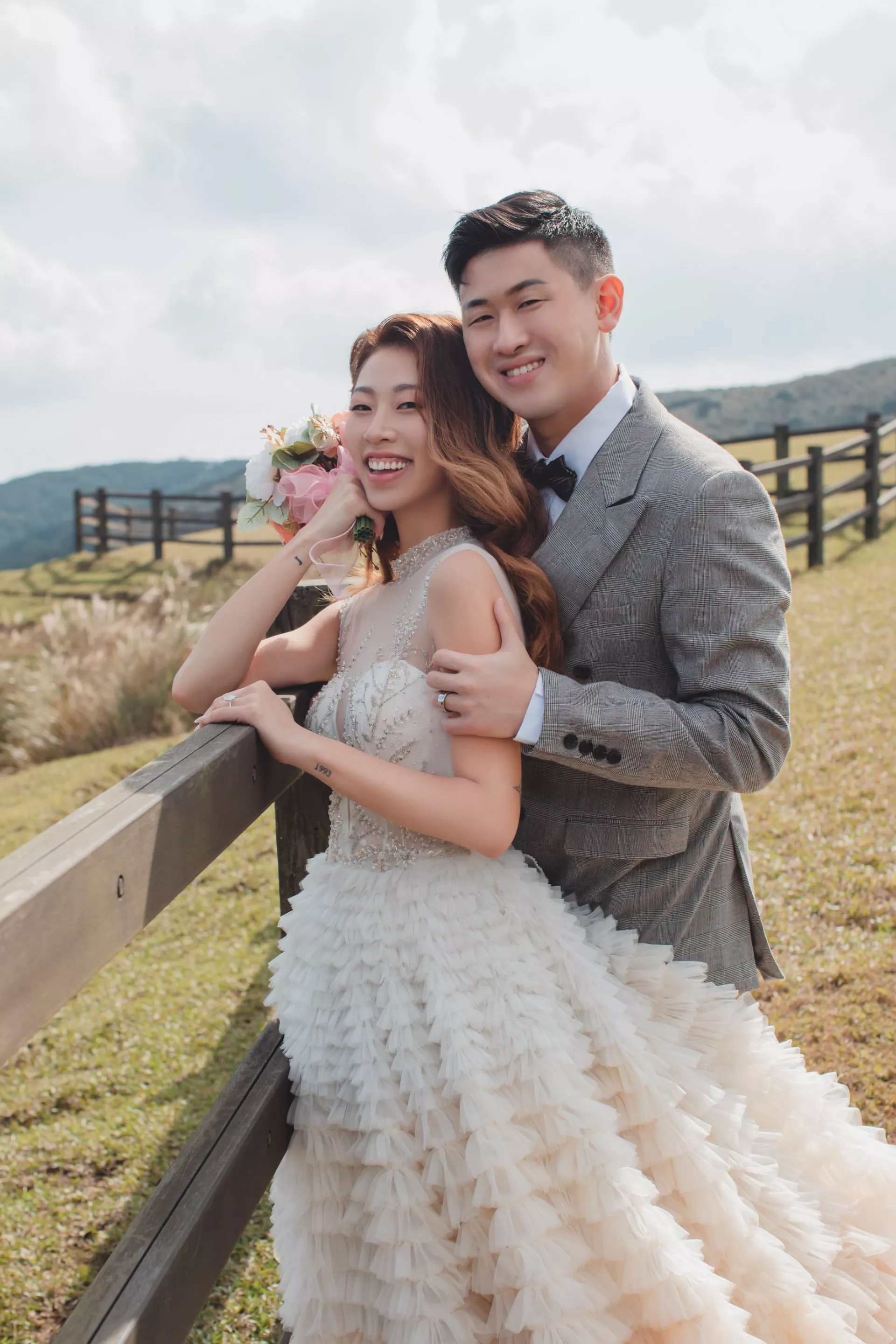 婚紗攝影照-桃園婚紗攝影照W21禮服出租婚紗包套桃園推薦婚紗店新娘秘書新秘新密閨蜜寫真照全家福照桃園韓國韓式婚紗桃園CP值高的婚紗桃園自助婚紗美式婚紗雜誌婚紗電影婚紗2-Ivan-婚紗攝影照(6號攝影師)