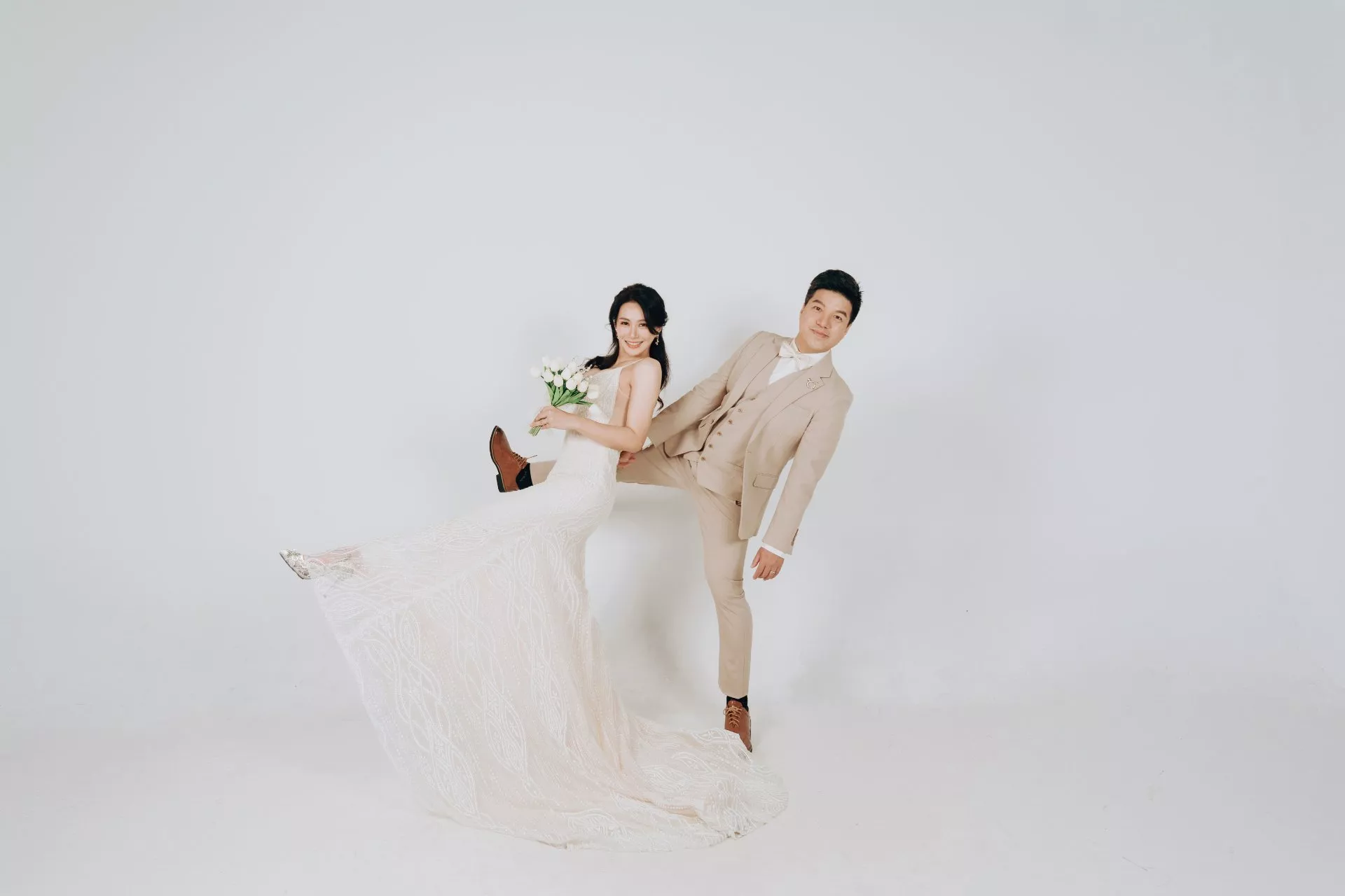 婚紗攝影照-許鈞鈞婚紗照桃園婚紗攝影照W21禮服出租婚紗包套桃園推薦婚紗店新娘秘書新秘新密閨蜜寫真照全家福照桃園韓國韓式婚紗桃園CP值高的婚紗桃園自助婚紗美式婚紗雜誌婚紗電影婚紗6-許鈞鈞-婚紗攝影照(8號攝影師)