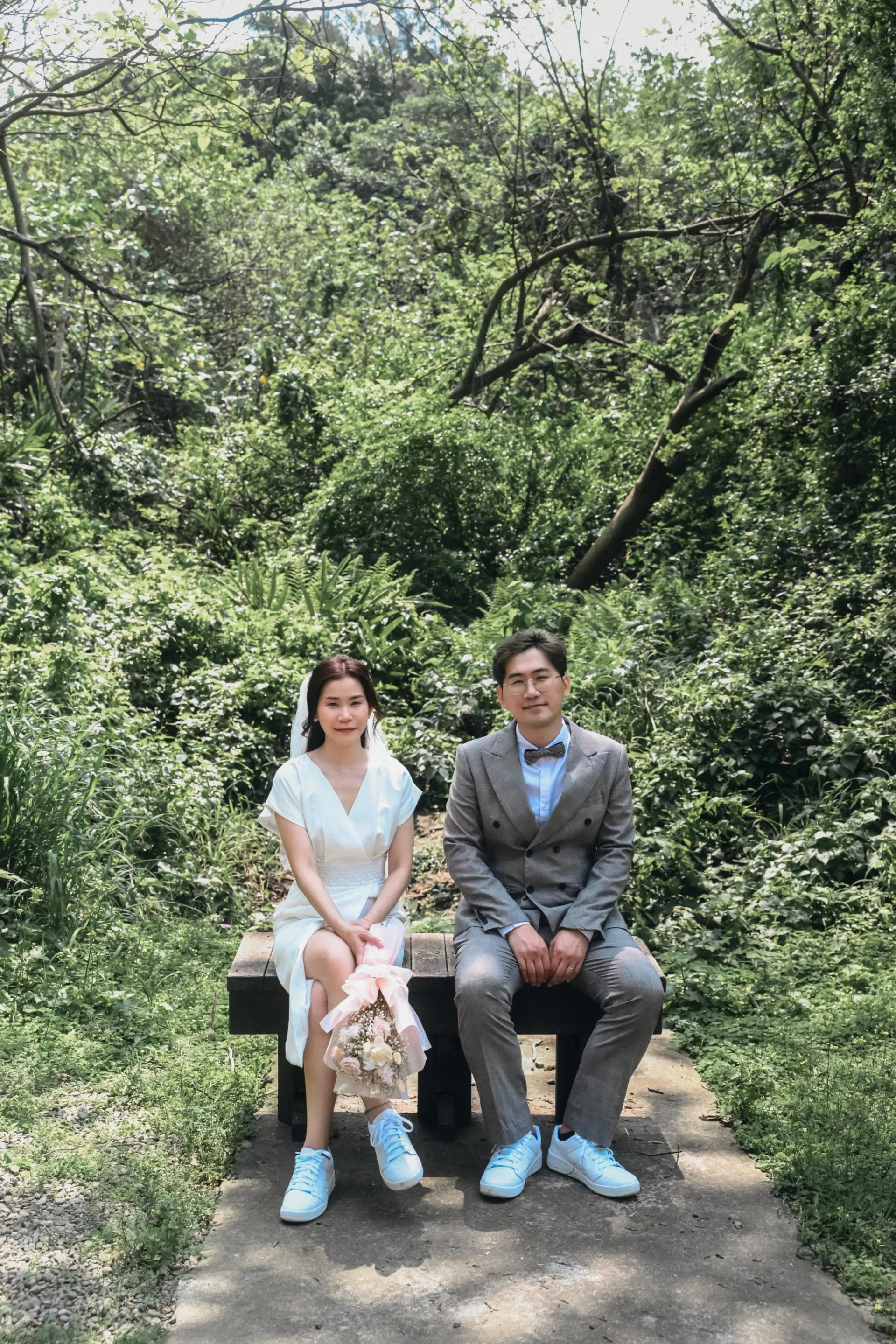 婚紗攝影照-登記婚紗照桃園婚紗攝影照W21禮服出租婚紗包套桃園推薦婚紗店新娘秘書新秘新密閨蜜寫真照全家福照桃園韓國韓式婚紗桃園CP值高的婚紗桃園自助婚紗美式婚紗雜誌婚紗電影婚紗18-侑萱-登記婚紗