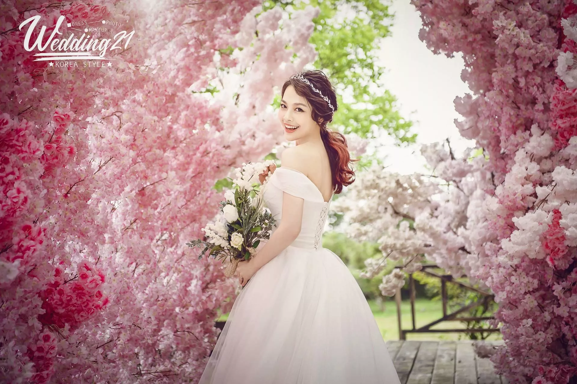 index-slider1-Wedding21韓式婚紗攝影|桃園婚紗攝影|桃園手工婚紗禮服|雙胞胎佩佩的店